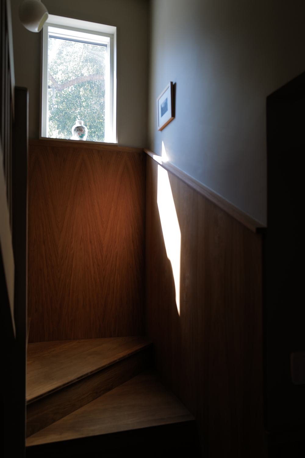 lr dark stair 2